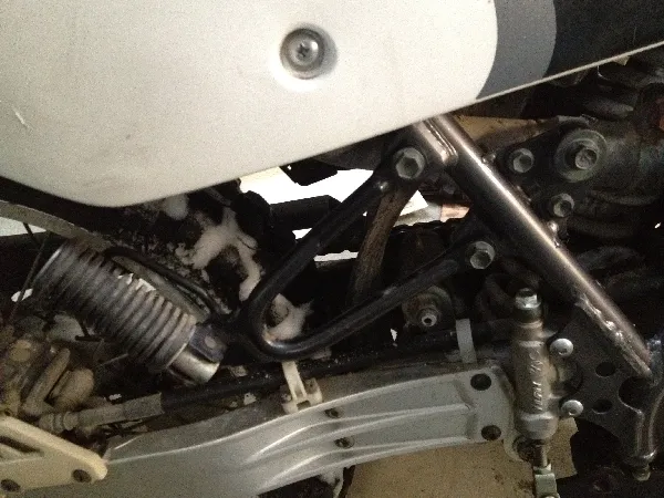 Suzuki DR 350 Passenger pegs