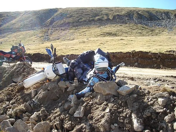 Suzuki DR 350 looking at KTM 950 Adventure