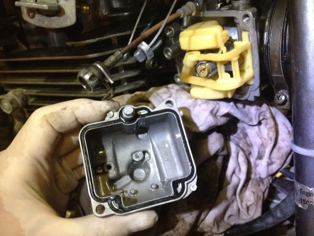 Dirty Carb on the Suzuki DR350